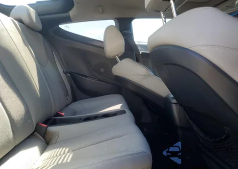 2012 Hyundai Veloster z USA, uszkodzony, nr VIN KMHTC6ADXCU072938